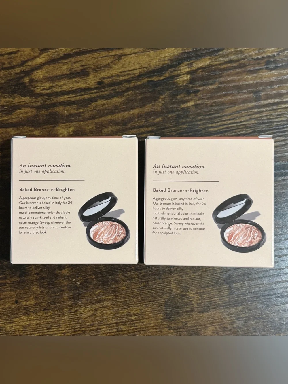 (3 Piece) Laura Geller Lot Baked Bronze-N-Brighten Multipurpose Bronzer + Brush
